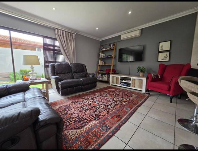 3 BEDROOM TOWNHOUSE FOR SALE IN NEW REDRUTH